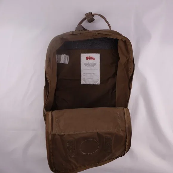Fjallraven, Kanken Laptop 15” Classic Backpack Khaki Dust - Picture 5 of 6